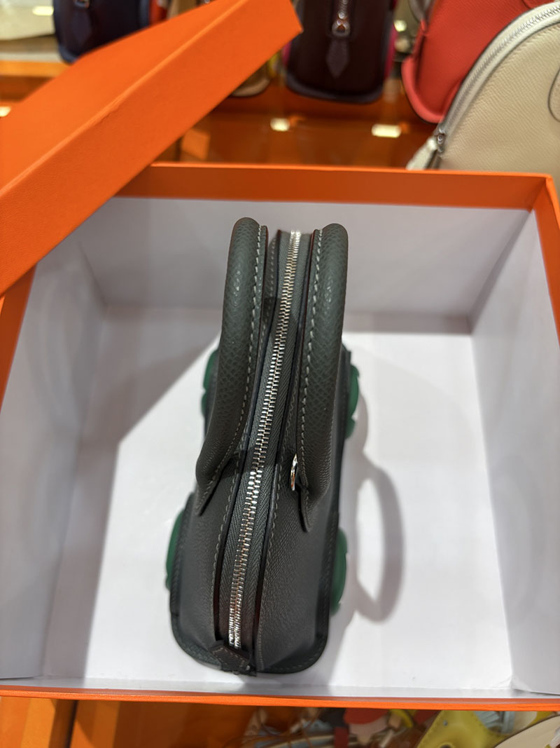 エルメスコピー通販 HERMES ボリードオンホイールズ ミニ ヴェールアマンド ヴォーエプソン シルバー金具 2634720 ボリード オン ホイールズ - 画像 (7)