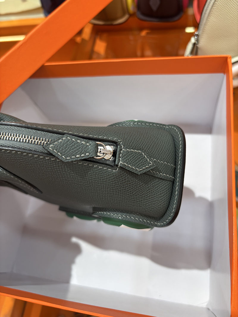 エルメスコピー通販 HERMES ボリードオンホイールズ ミニ ヴェールアマンド ヴォーエプソン シルバー金具 2634720 ボリード オン ホイールズ - 画像 (5)