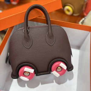 ボリード オン ホイールズ
