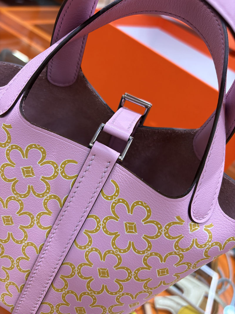 エルメス ピコタン 公式 HERMES ピコタンロックミクロ モーヴシルベストル/キュイーブル/ホワイト スイフト シルバー金具 2634726 エルメス ピコタン ミクロ - 画像 (4)