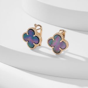 ヴァンクリーフ ピアス アルハンブラ