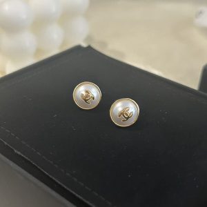 シャネル ピアス ロゴ
