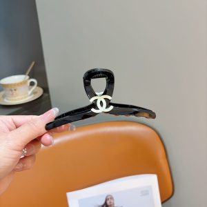 シャネル ヘアクリップ 激安