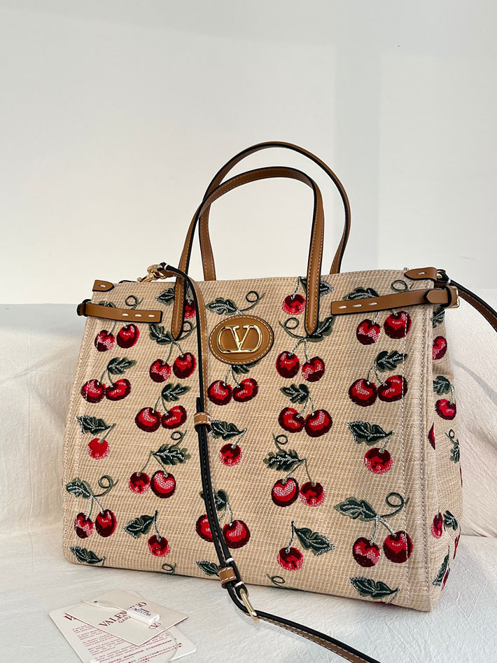 最高級ヴァレンティノスーパーコピー VALENTINO Garavani ANTIBES チェリーフィックトートバッグ 2634906 ヴァレンティノ トートバッグ - 画像 (8)