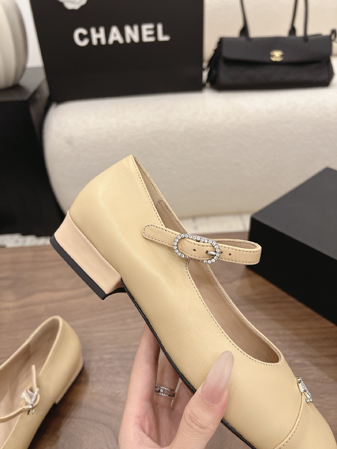 最高級シャネルスーパーコピー CHANEL 【シャネル】バレエ フラット シューズ ラウンドトゥ リボン CC ロゴ ブラック & ホワイト ツートン シャネル バレリーナ スクエアトゥ - 画像 (7)