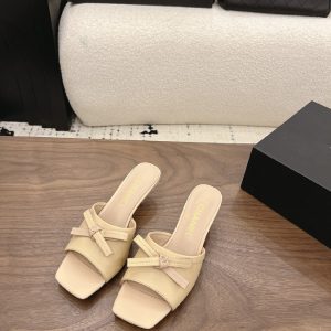 シャネルサンダルコピー