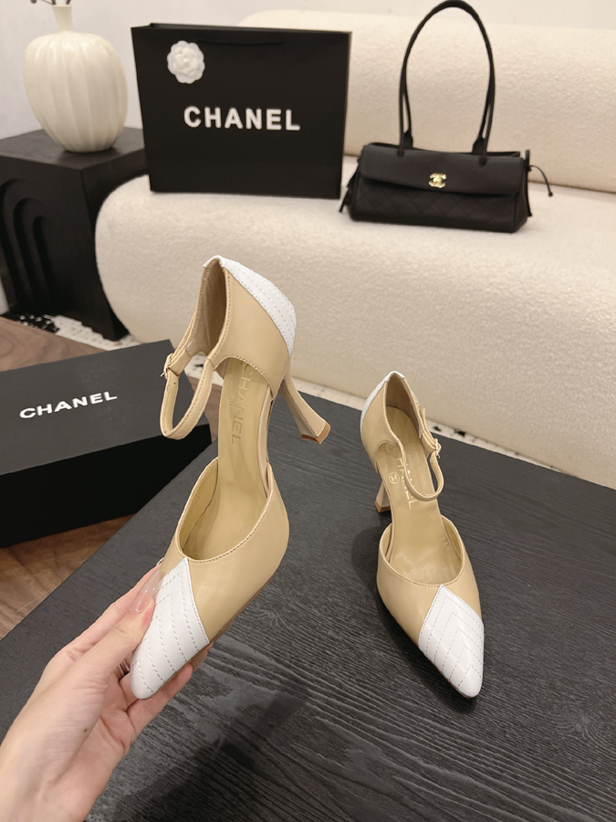 最高級シャネルスーパーコピー シャネル スリングバック ヒール ダブルC ベージュ ホワイト クロコ エナメル シャネル 靴 レディース - 画像 (4)